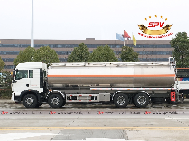 Aluminium Fuel Tanker Sinotruk - LS